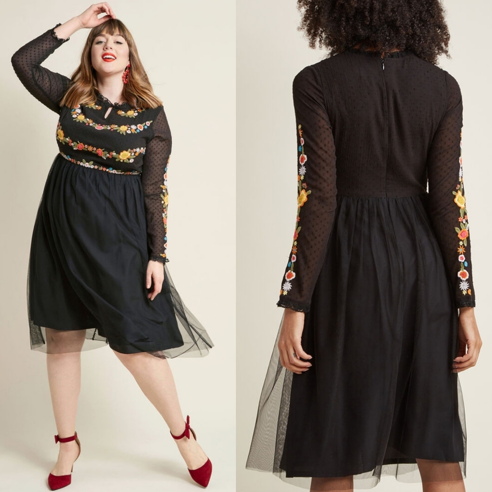 NWOT Modcloth Black Long Sleeved Embroidered Folklore Dress XL